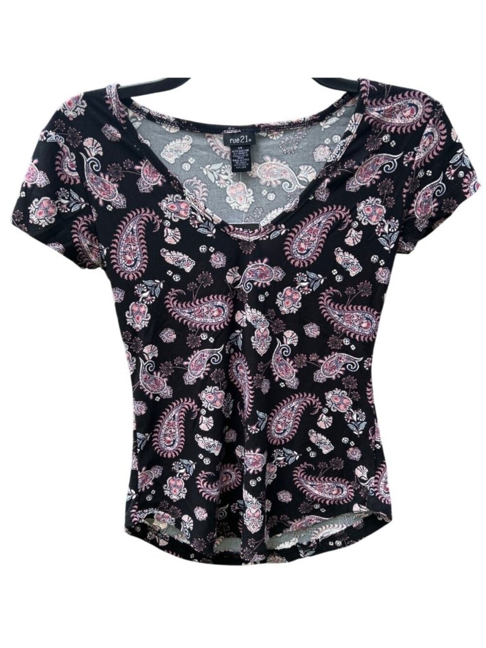 Rue21 Womens XS Black Paisley Print Short Sleeve Stretch Top With Scoop Neck